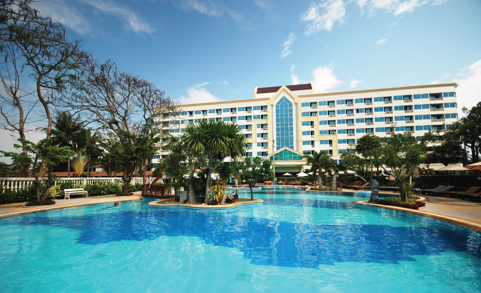 Jomtien Garden Hotel & Resort on the Jomtien Beach, Pattaya, Thailand